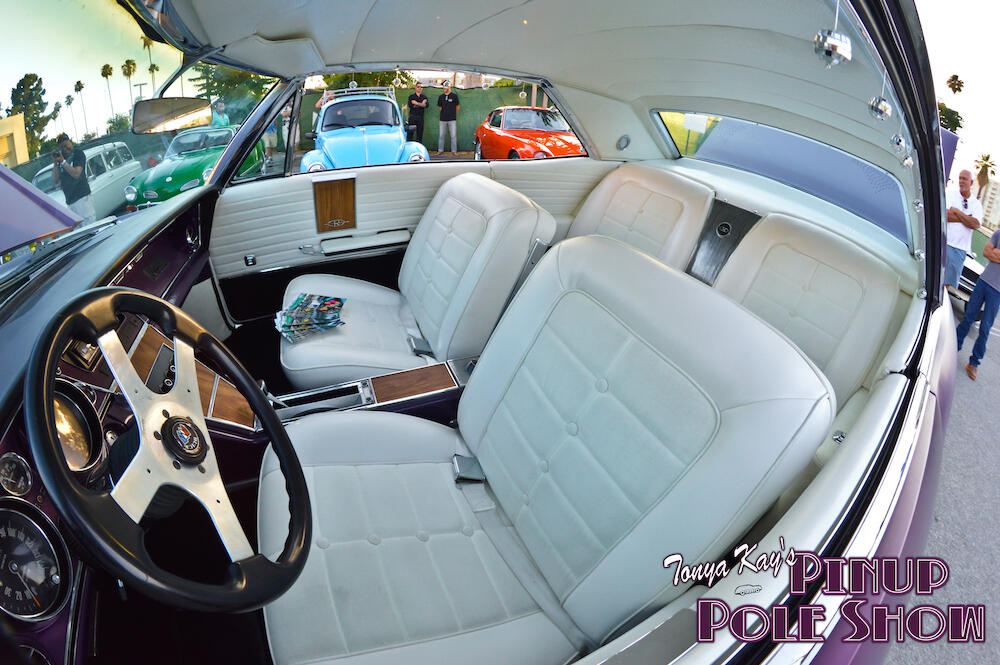 1965 Buick Riviera white interior